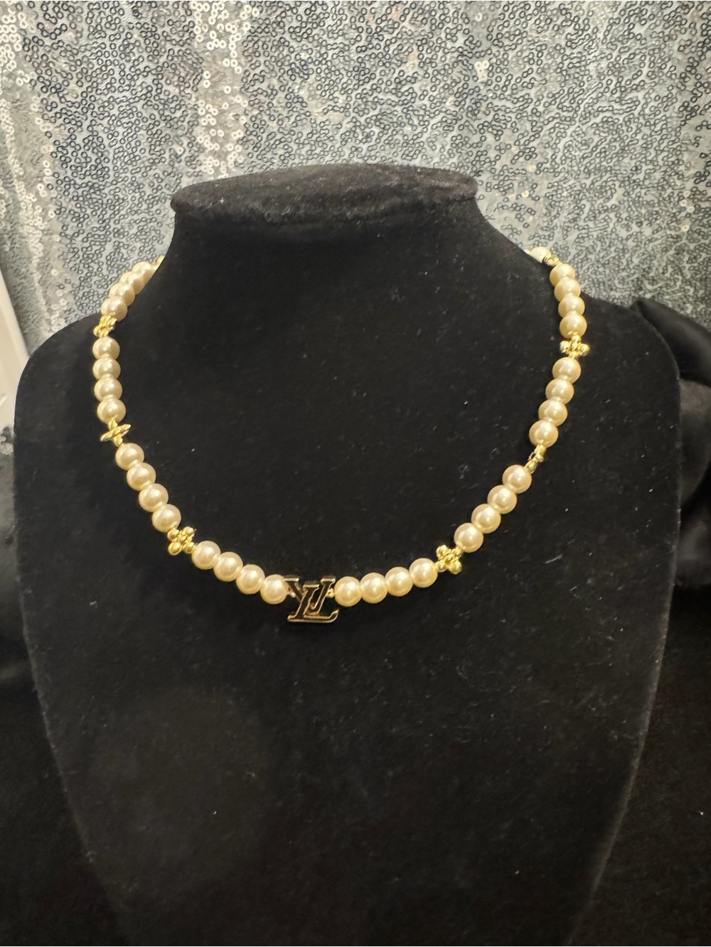 Louis Vuitton Pearl Necklace with Gold LV Monogram